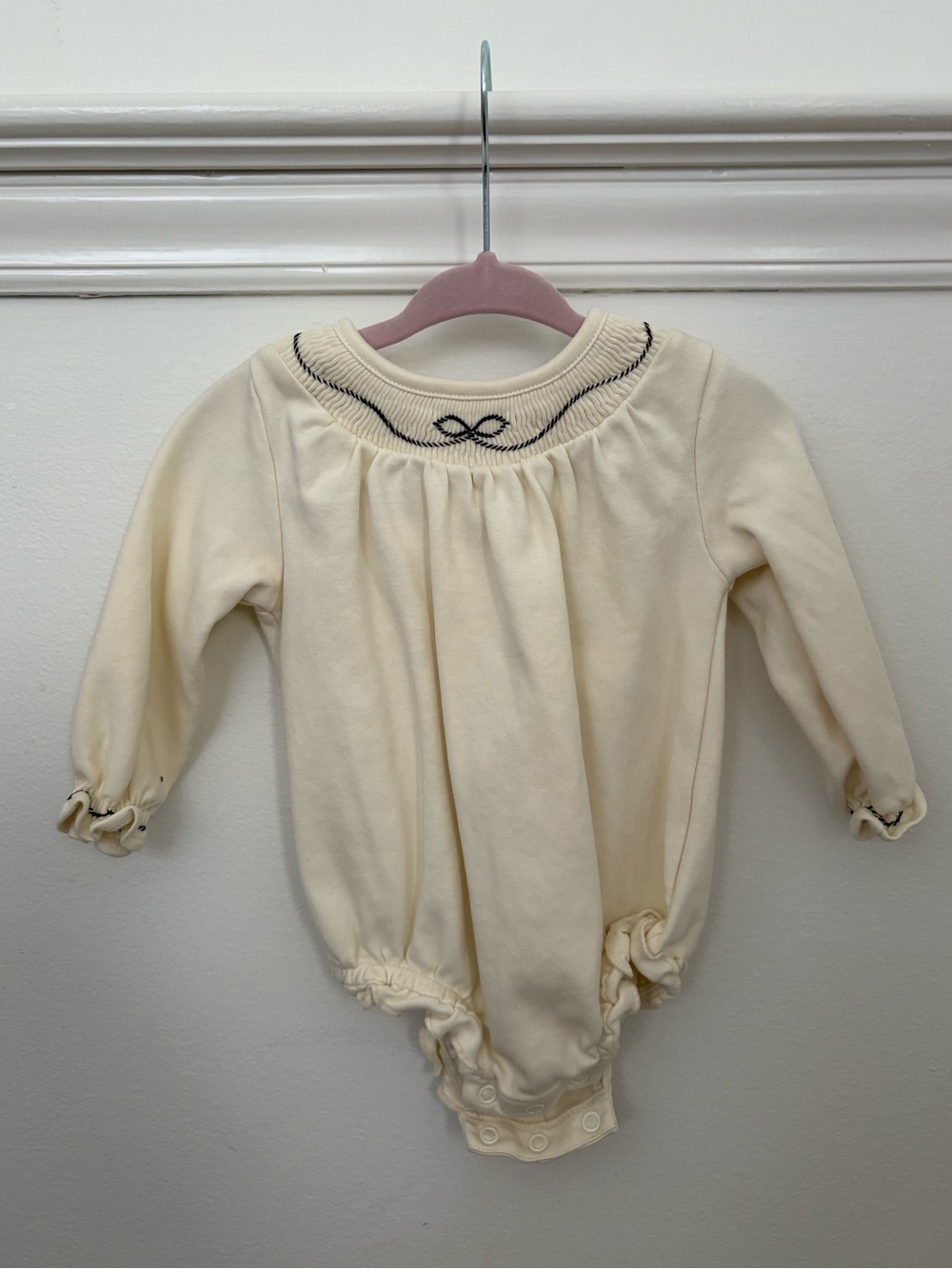 TBBC L/S Cream Smocked Bubble